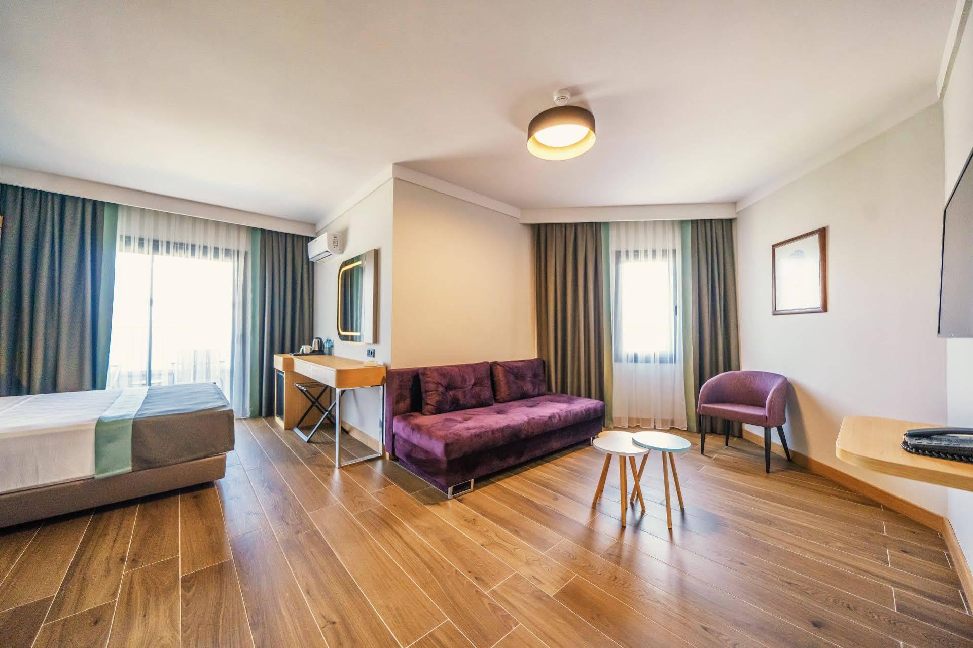 Marmaris Random Rooms By Lookbookholiday ภายนอก รูปภาพ